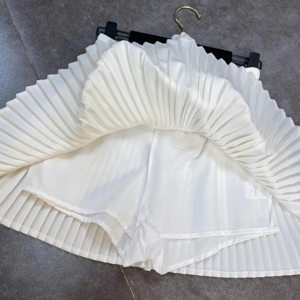 Women's Pleated Skirt Summer Fashion High Waisted White Metal D-pendant Decor Casual Short Pleated A-line Skirt With Lining